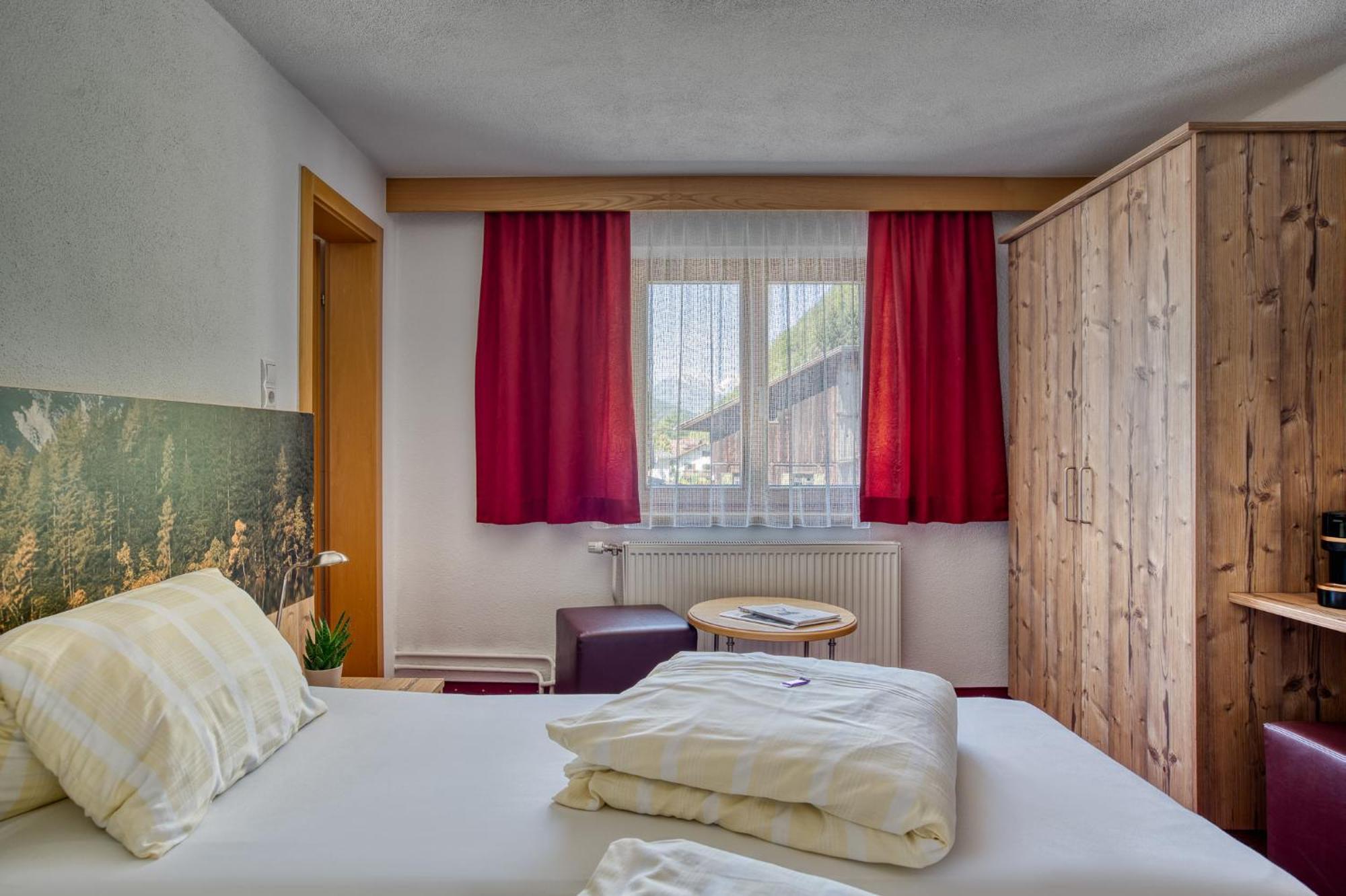 Hotel Jaegerhof Эц Номер фото